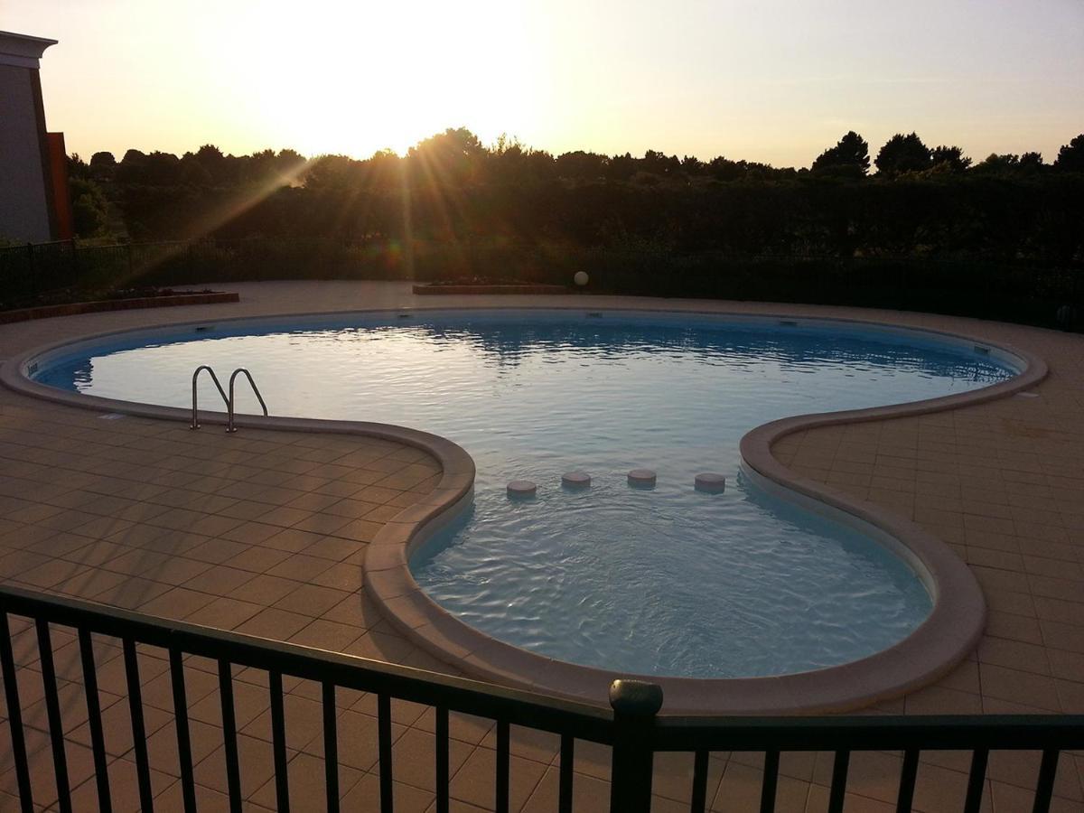 Maison Proche Golf Plage Et Piscine A פורניק מראה חיצוני תמונה